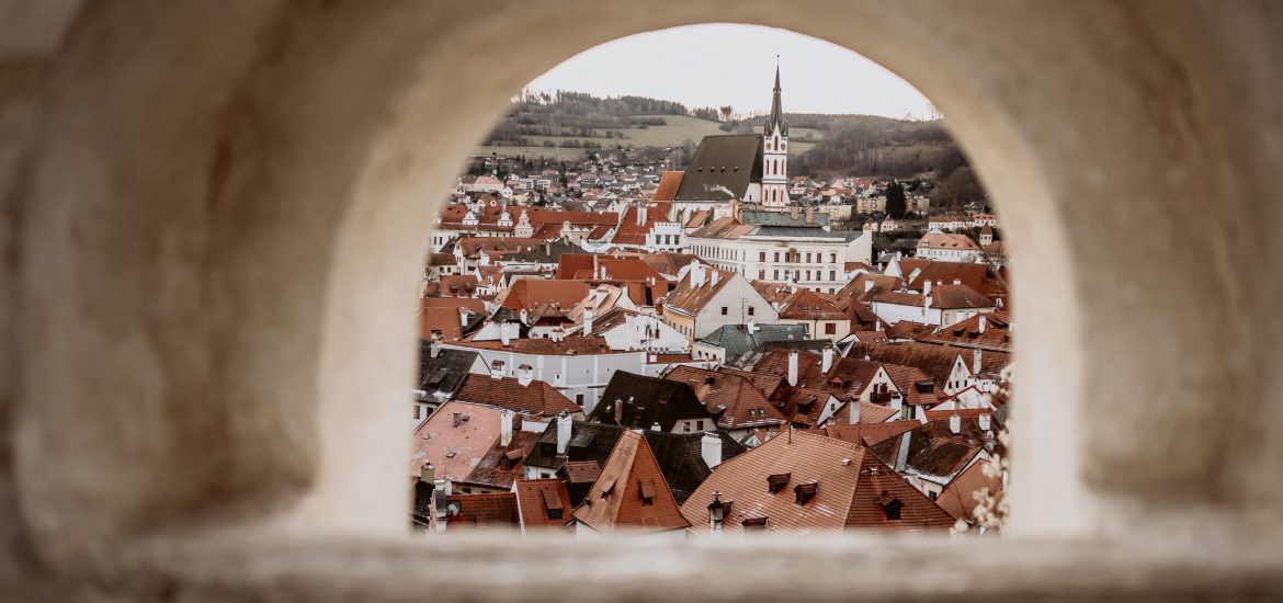 view of houses and buildings near mountain during daytime